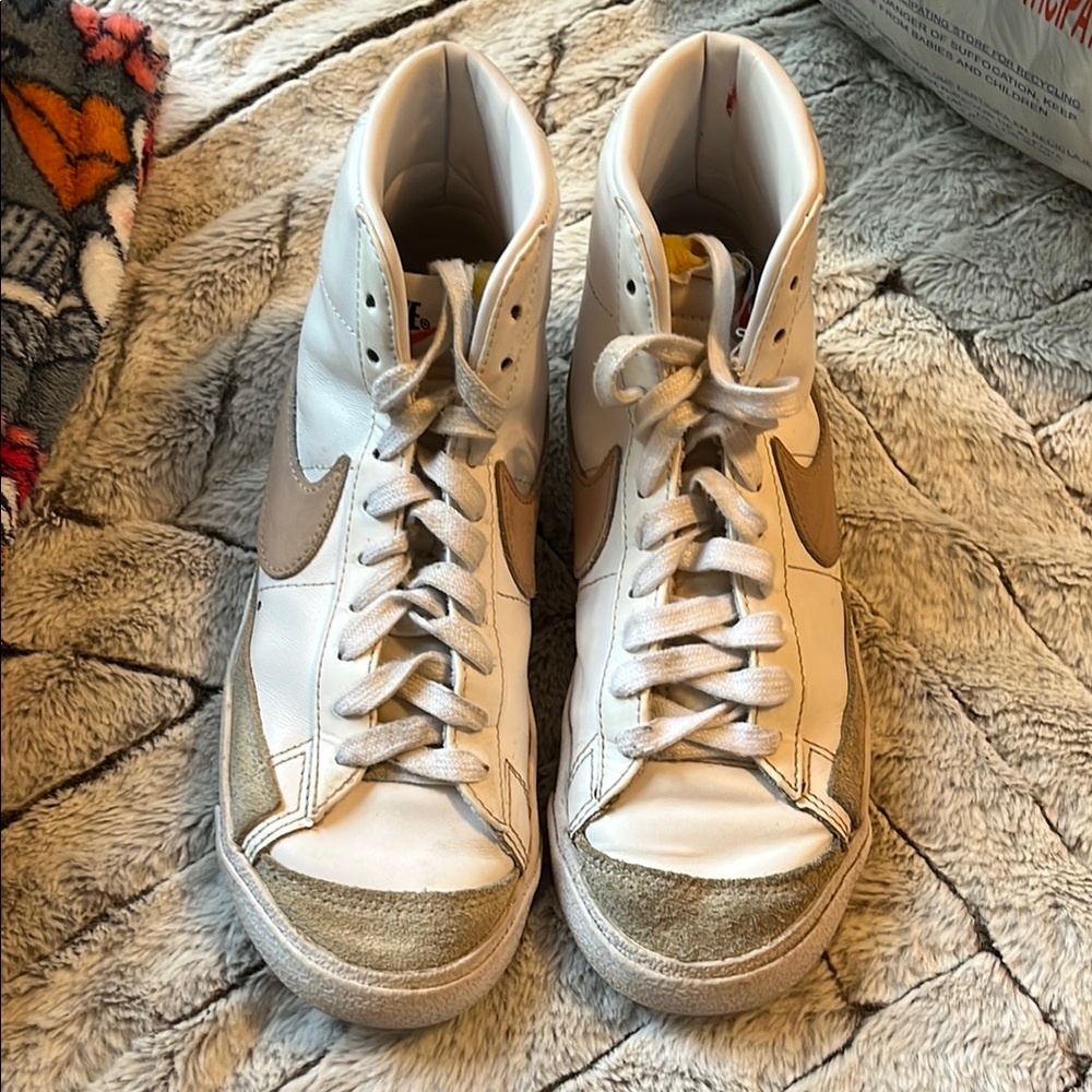 Nike White and Tan Sneakers